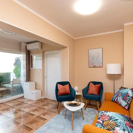 Valleris Apartment *