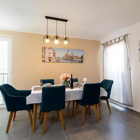 Apartment Valleris *